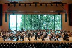 mit Begleitung des Orchesters des Tiroler Landeskonservatoriums